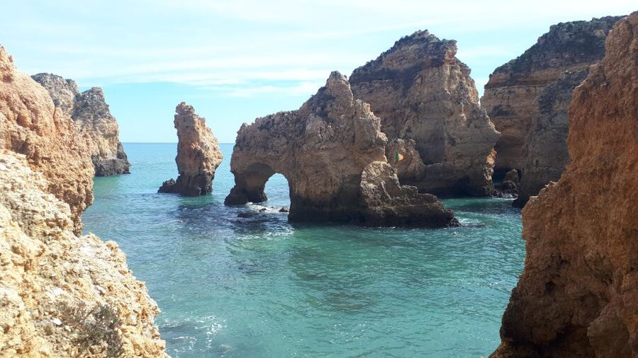 Lagos: Boat Trip to Grottos of Ponta da Piedade and Caves - Entering the Grottos at Ponta da Piedade
