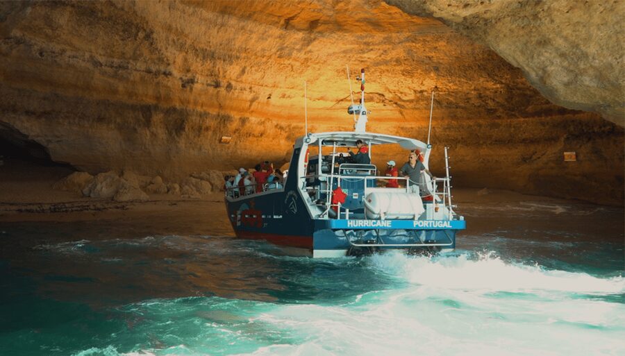 Lagos: Combo Dolphin and Benagil Tour with Marine Biologist - Who should book this experience?