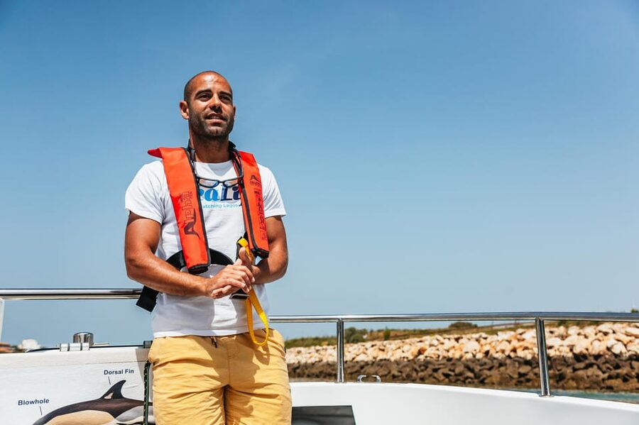 Lagos: Dolphin Watch Tour with Professional Marine Biologist - Watching dolphins without turning them into a show