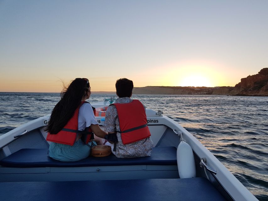 Lagos: Guided Ponta da Piedade Sunset Boat Tour - Entering the narrow passages