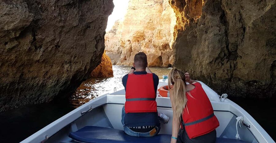 Lagos: Ponta da Piedade Grotto 1-Hour Tour with Local Guide - Inside the Siamese Twins and the Arch of Triumph