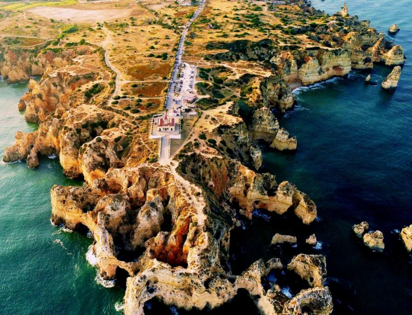 Lagos: Ponta da Piedade Rock Formations Guided Boat Tour - Why the guides make a difference