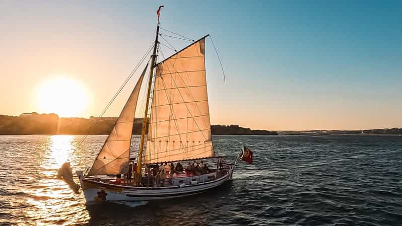 Lagos: Sunset Sail aboard a Traditional Boat with Prosecco - Key points to know before booking