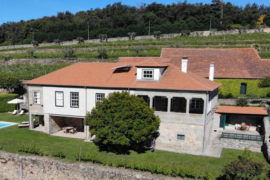 Lamego: Quinta da Portela de Baixo Winery Tour and Tasting - Douro Valley views and the optional farm walk
