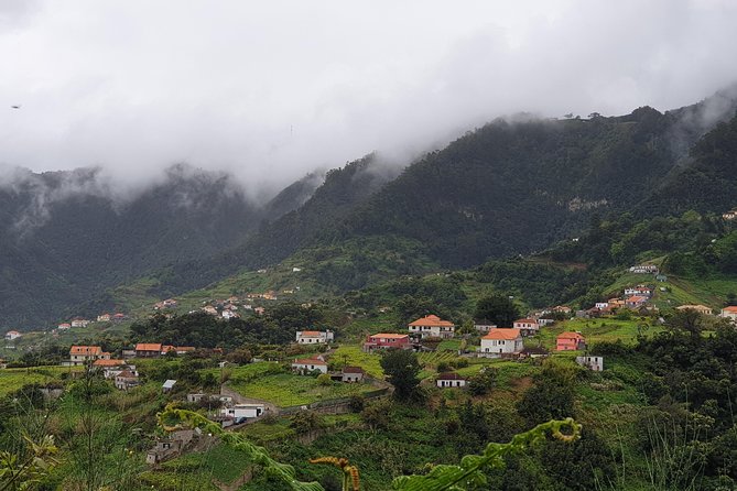 Levada da Referta - Castelejo - Booking details and weather plans