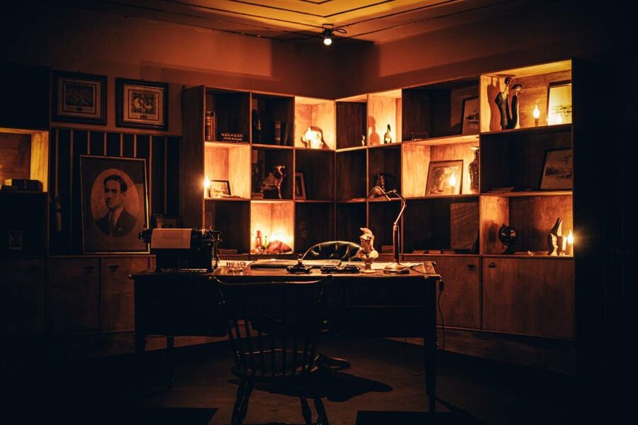 Lisboa - A Morte do Corvo, new immersive theatre, not spoken - Who should book A Morte do Corvo?