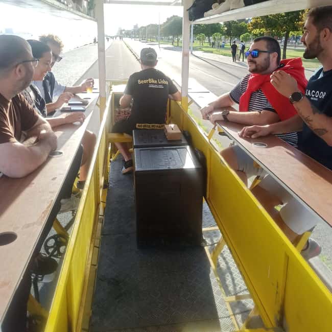Lisbon: 1-Hour Beer or Sangria Bike Sightseeing Tour - What This Lisbon Bike Tour Actually Is