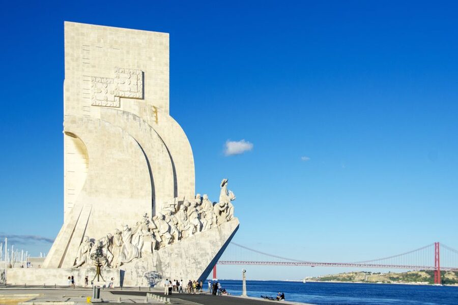 Lisbon: 1-or 2-Day Hop-On Hop-Off Bus Tour - Using the 24-hour or 48-hour ticket