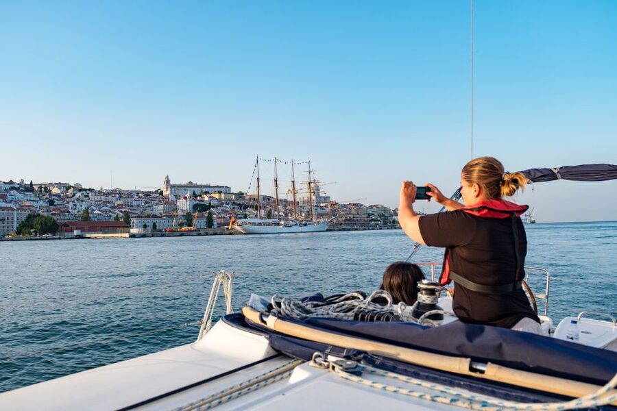 Lisbon: 1 or 2-Hour Cruise along the Tagus River - Should you book the Tagus River cruise?