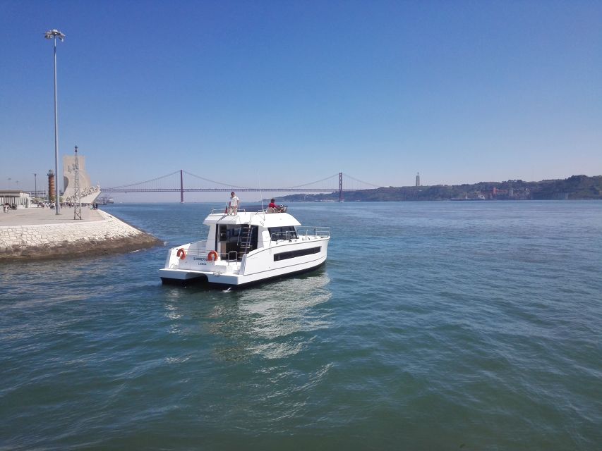 Lisbon: 1 or 2-Hour Cruise along the Tagus River - Sailing west to east along the Tagus