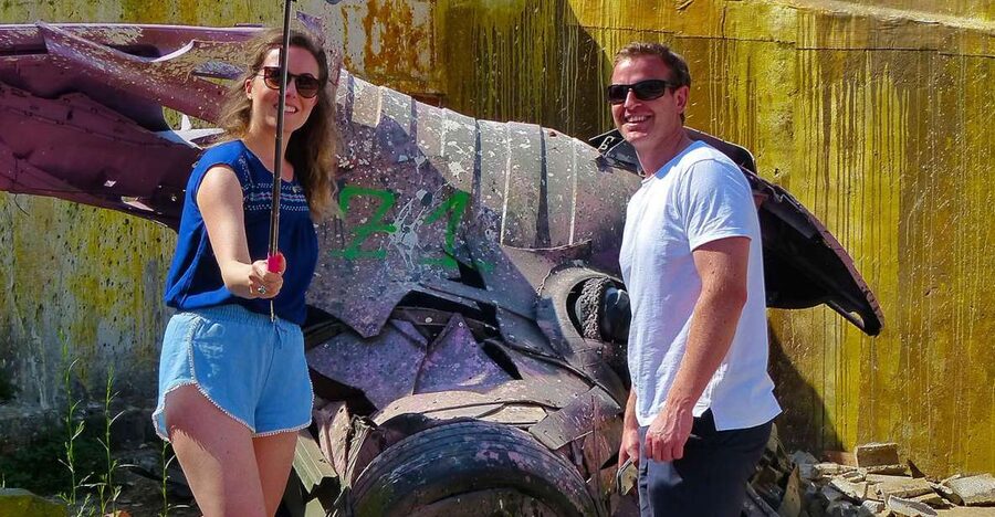 Lisbon: 2-Hour Street Art Photo Tour - Reading Lisbon’s murals with a guide
