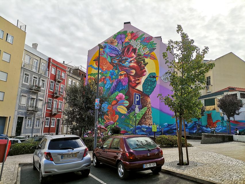 Lisbon: 2-Hour Street Art Photo Tour - From polished avenues to old alleys