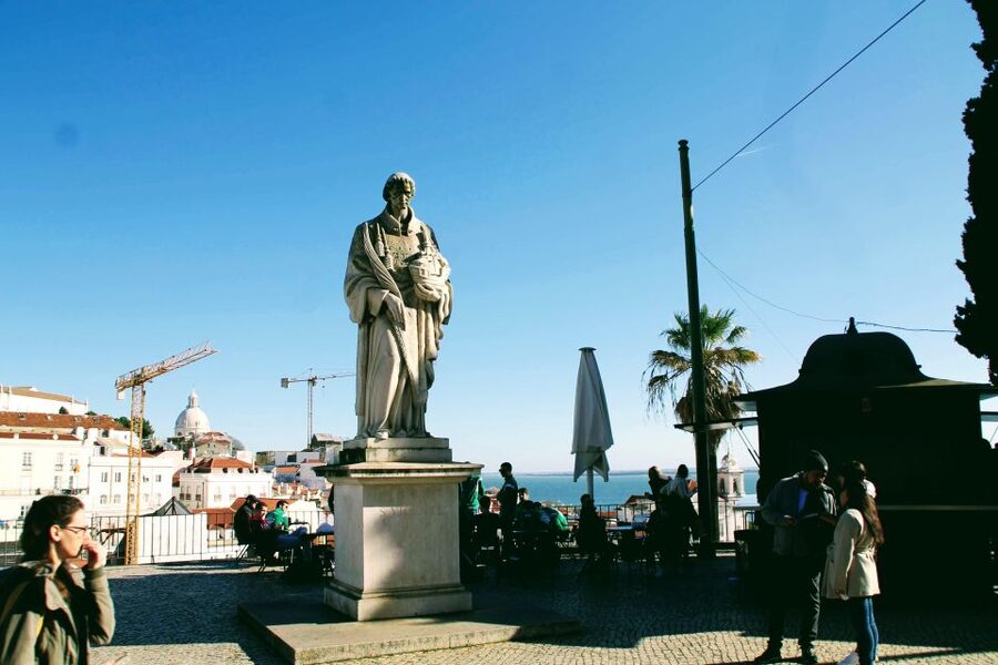 Lisbon: 3-Hour Sightseeing Tour by Tuk-Tuk - The guides make the difference