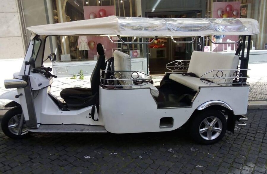 Lisbon: 3-Hour Sightseeing Tour by Tuk-Tuk - Starting at R. do Comércio 54