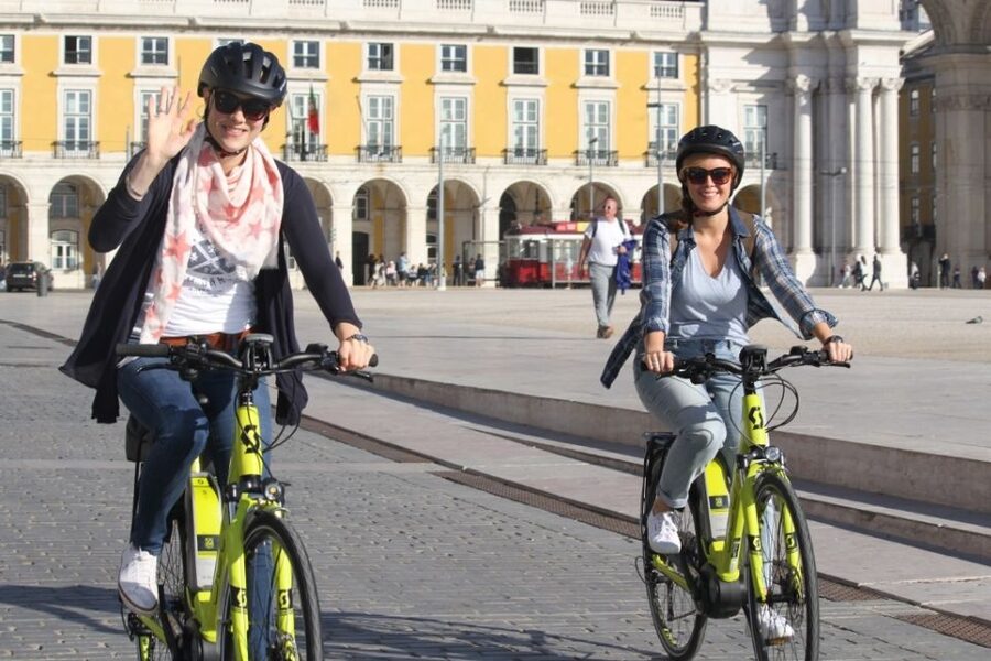 Lisbon: 3-Hour Tour by E-Bike - Castelo de São Jorge and Portas do Sol