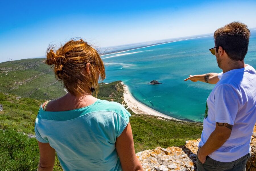 Lisbon: Arrábida Natural Park and Sesimbra Day Trip - Key details at a glance