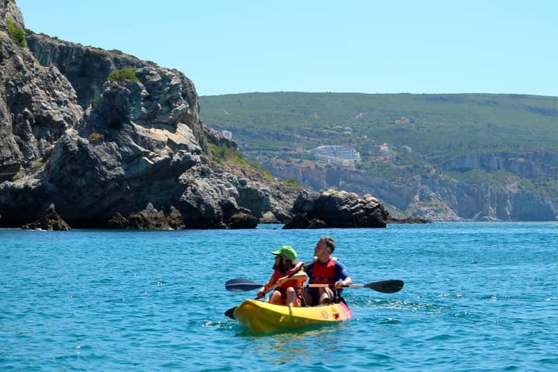 Lisbon: Arrabida Park Kayak Tour with Beach Picnic - Key points to know before booking