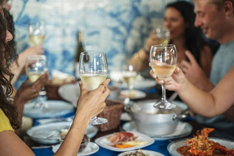 Lisbon: Baixa Food Walking Tour with Drinks - The guides are a major part of the value