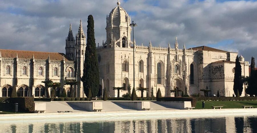 Lisbon: Belem Walking Tour with Jeronimos Monastery Ticket - Timing, pace, and practical comfort