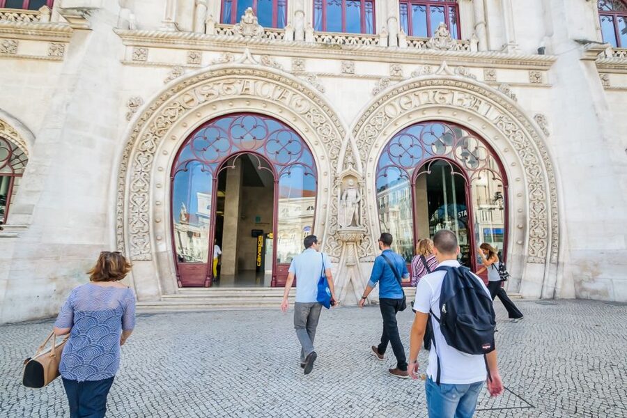 Lisbon: Best of City Private Walking Tour - Alfama’s narrow lanes and Fado tradition