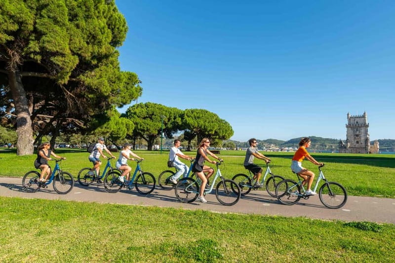 Lisbon Bike Tour: Downhill Downtown Lisbon to Belém - Commerce Square and the turn toward the river
