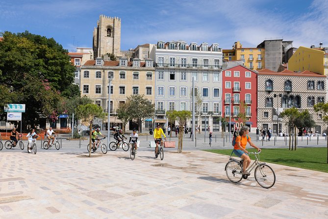 Lisbon Bike Tour: Downhill Downtown Lisbon to Belém - Starting above the city at Parque Eduardo VII