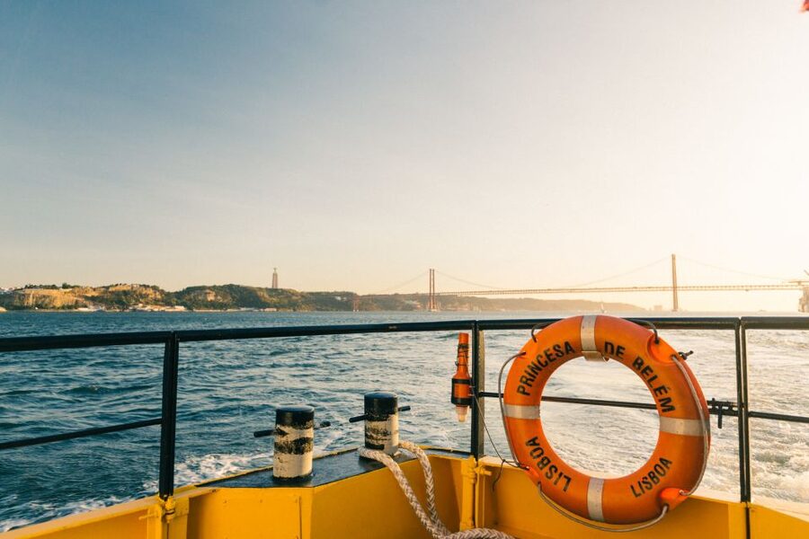 Lisbon: Boat Tour Ticket and Hop-on Hop-off 48-Hour Bus. - What the $28 Lisbon pass actually gives you