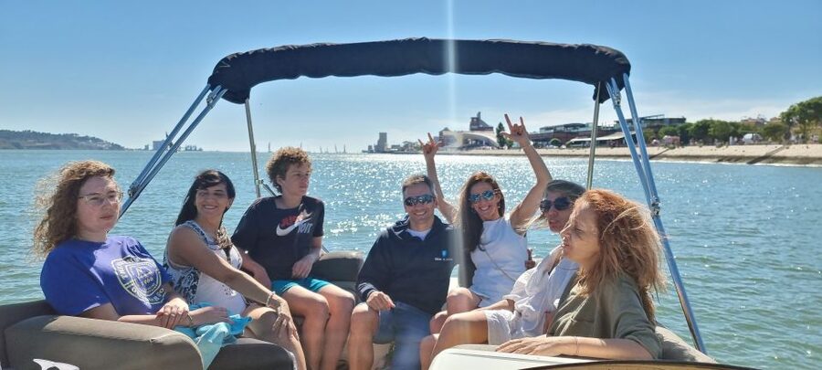 Lisbon: Boat Tour with Champagne - Champagne, comfort, and the small-group feel