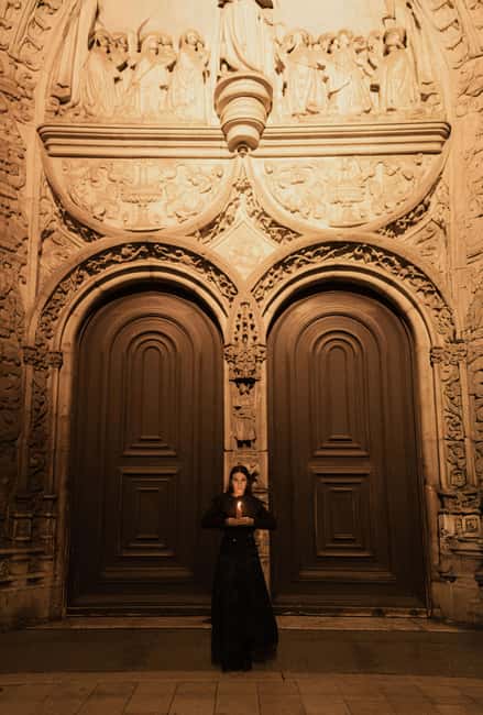 Lisbon by Night: Guided Walking Tour - The Unholy Secrets - Key points at a glance