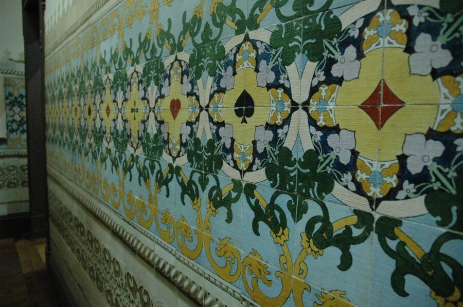 Lisbon: City of Spies Guided Walking Tour - Following the first threads of espionage