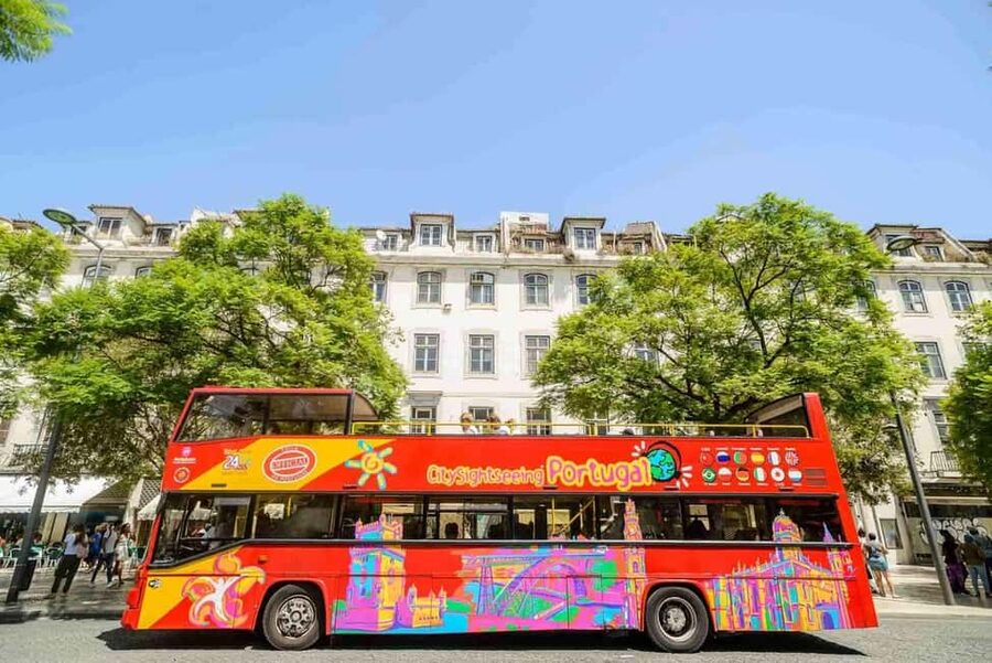 Lisbon: City Sightseeing Hop-On Hop-Off Bus Tour - Why this bus works well in Lisbon
