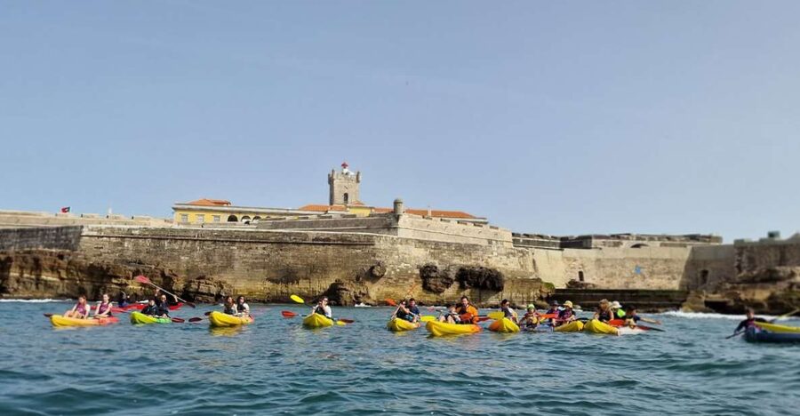 Lisbon: Coast Guided Kayak Tour - Paddling west from Oeiras toward Carcavelos