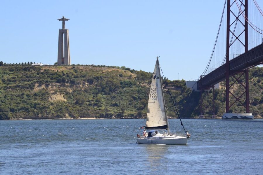 Lisbon: Day and Sunset Tour on the Tagus River - Key points to know before booking