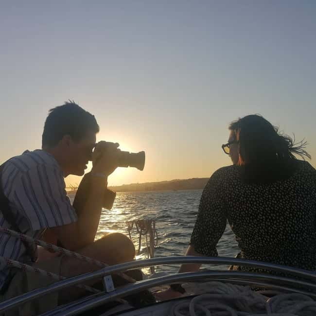 Lisbon: Daytime or Sunset Boat Cruise with History and Wine - Sunset on the Tagus with vinho verde