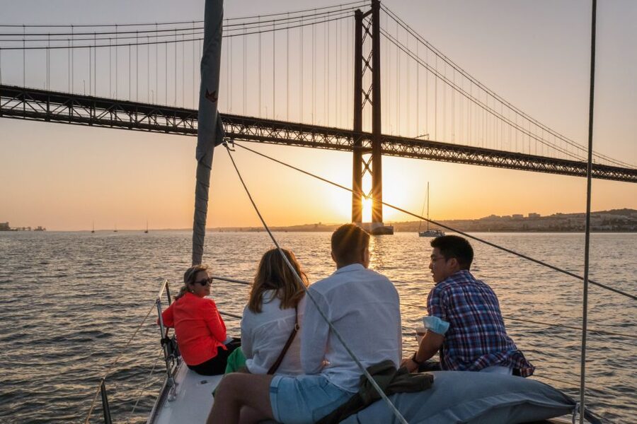 Lisbon: Daytime/Sunset/Night City Sailboat Tour with Drink - The MAAT Museum and the final return to Belém