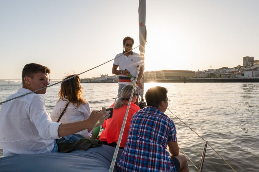 Lisbon: Daytime/Sunset/Night City Sailboat Tour with Drink - What two hours on the Tagus feels like