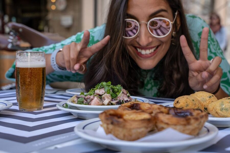 Lisbon: E-Bike Food Tour of Alfama and Old Town - Finishing near Praça da Figueira
