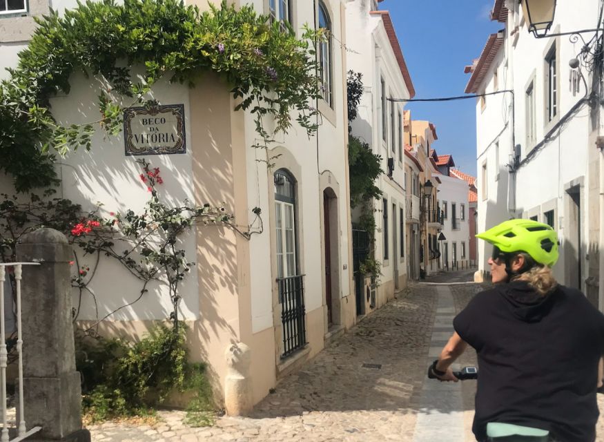 Lisbon: E-bike Trip from the Sintra Mountains to Cascais Sea - Climbing Sintra Forest to Peninha Convent