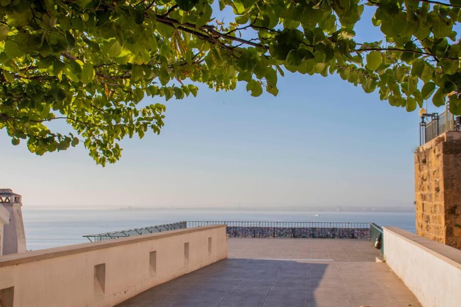 Lisbon: Early Morning TukTuk Tour - hotel/cruise ship pickup - Guides, languages, and the personal touch
