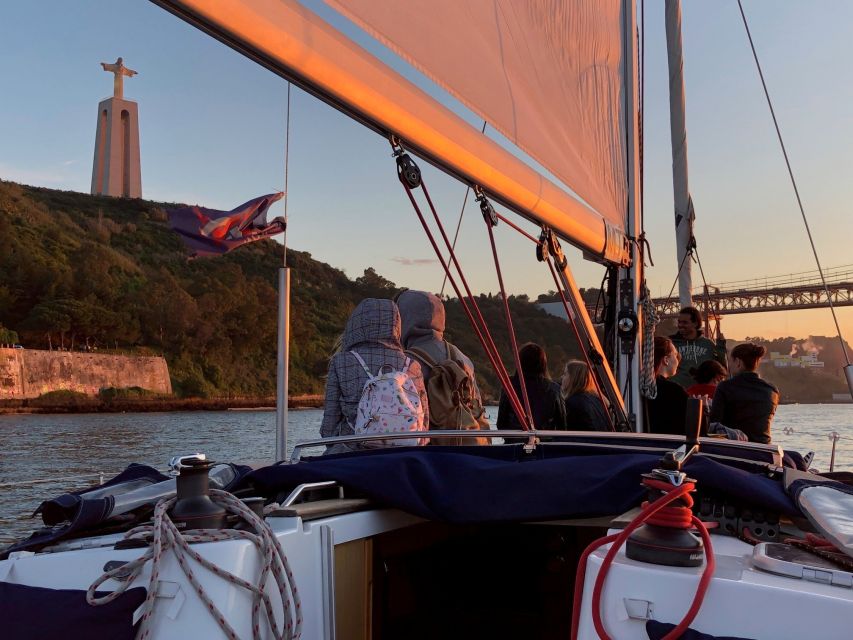 Lisbon: Enjoy a Sunset or Night Tagus River Sailboat Cruise - Sunset or nighttime cruise?