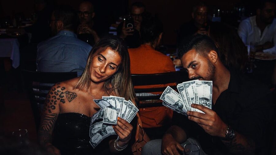 Lisbon: Erotic Cabaret Show and Dinner - How the $76 Price Works Out