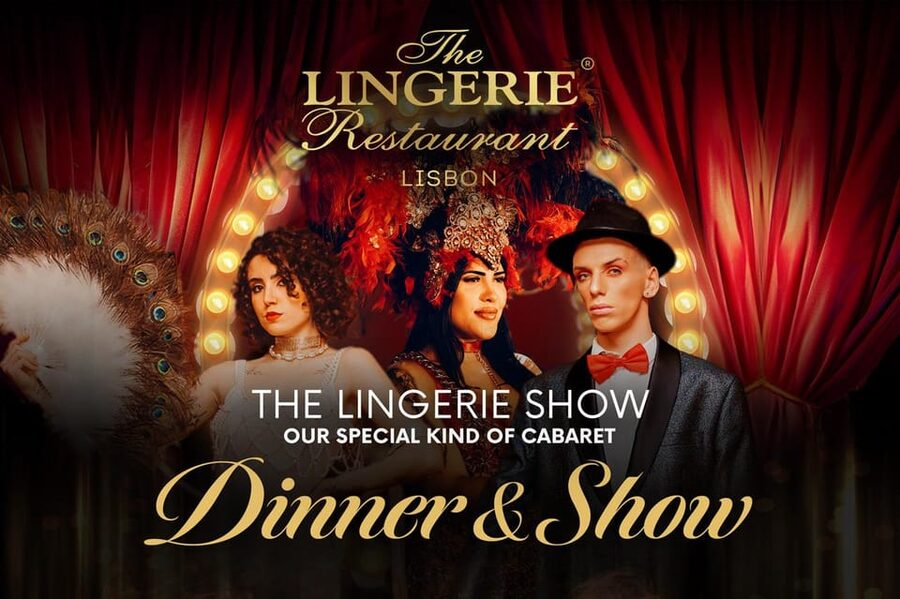 Lisbon: Erotic Cabaret Show and Dinner - The Welcome Glass Sets the Tone