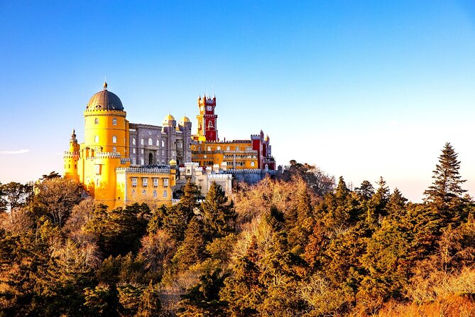 Lisbon: Express Sintra Private Tour with Pena Palace Tickets - What a private guide changes