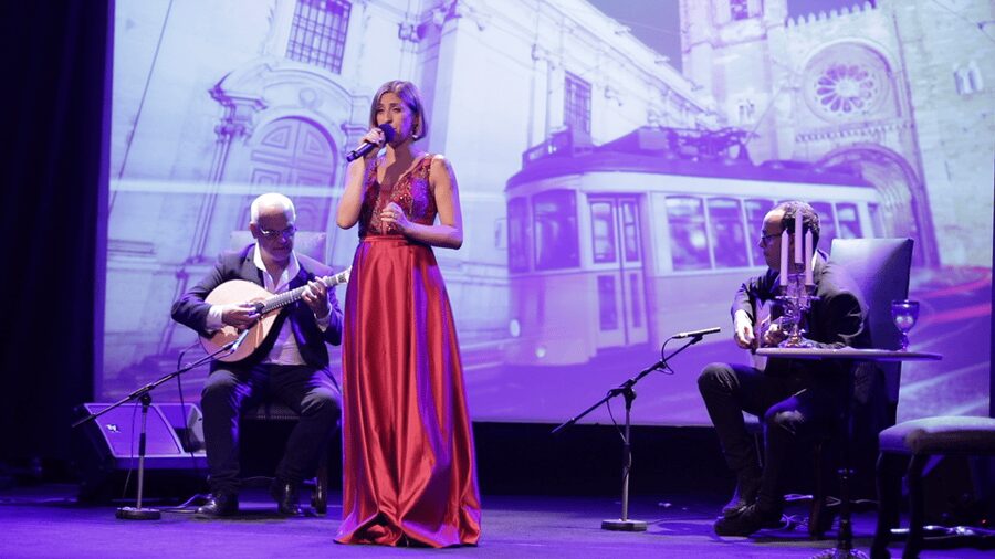 Lisbon: Fado in Chiado Live Show - The four-person musical lineup