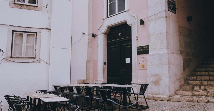 Lisbon: Fado Night with Dinner in a Typical Fado House - Portuguese Food in the Middle of the Music