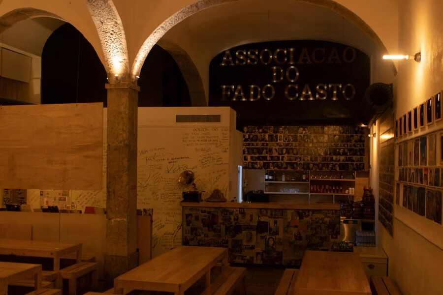 Lisbon: Fado Night with Dinner with Live Performance - Who will enjoy this evening most?