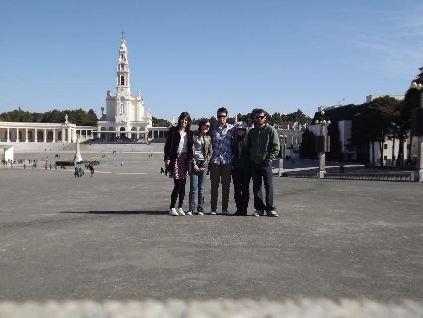 Lisbon: Fatima, Batalha, Nazare and Obidos Tour Hotel Pickup - Transport, walking, and practical comfort
