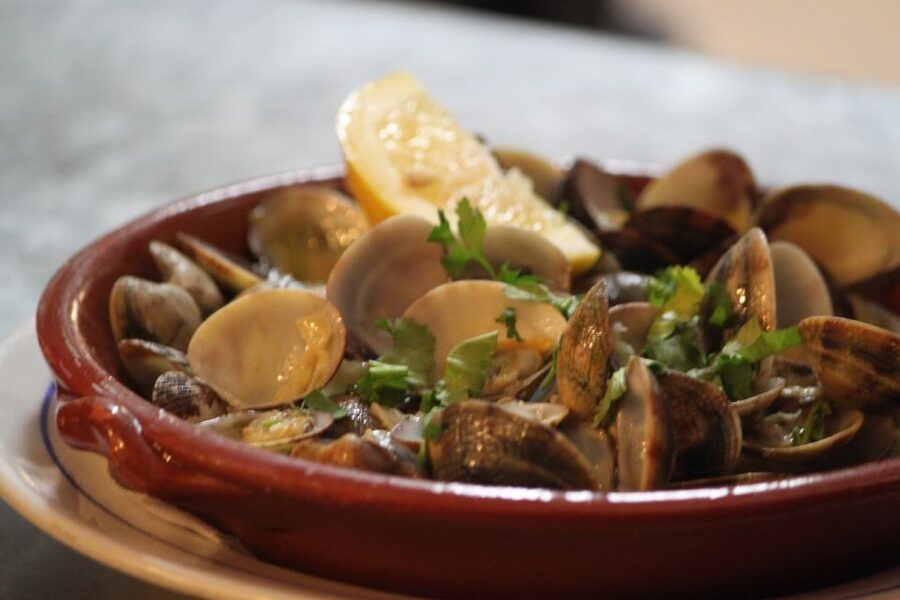 Lisbon: Food and Culture 3-Hour Walking Tour - Who should book this three-hour walk?