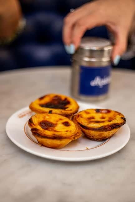 Lisbon: Food Tasting Tour by Tuk Tuk with 2 Stops - Graça and São Vicente: Lisbon from above
