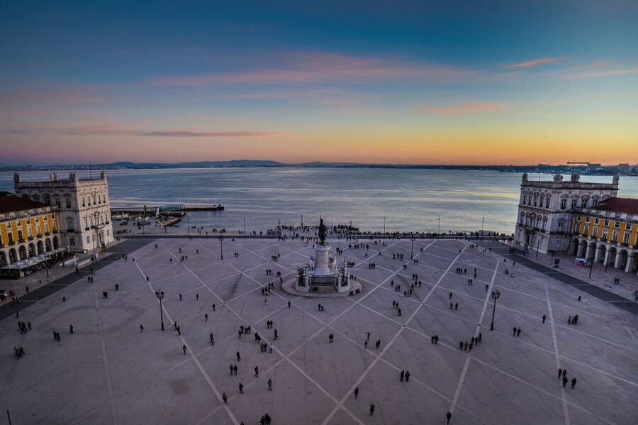 Lisbon: Full-Day City Tour with Cable Car Ride - Park of the Nations and the modern riverfront